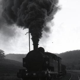 Locomotive No. 10 'Richmond Main' between Doghole and Taylor’s Bridge, Richmond Vale Railway, 9 March 1973 