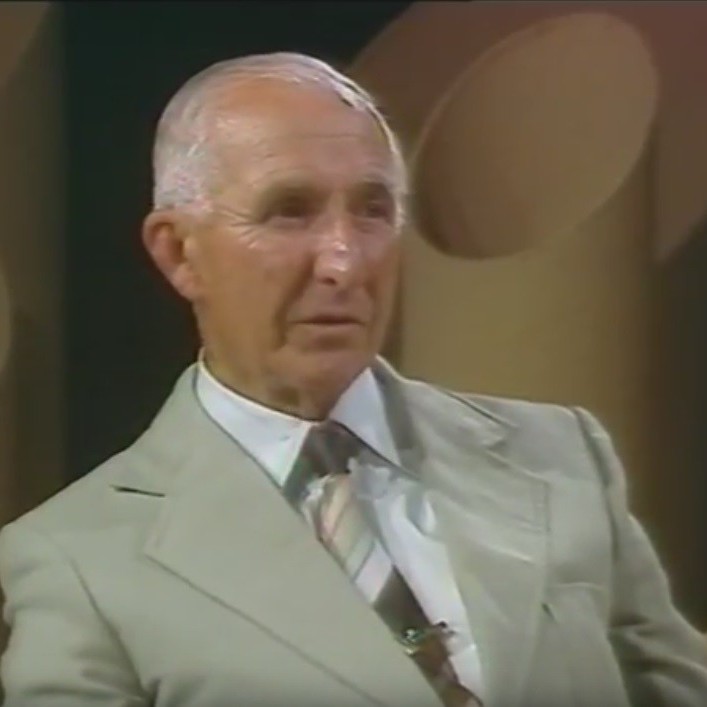 The Valley's People - Interview with Les Gibbs