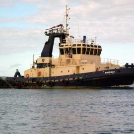 Tugboat "Mayfield" returns to port, Newcastle Harbour, NSW, 5 April 2010