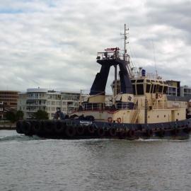 Tugboat "Mayfield", Newcastle Harbour, NSW, 5 April 2010