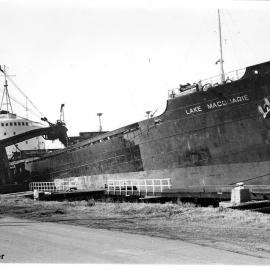 "MV Lake Macquarie", Maritime Services Board's Dyke loader, 1959 