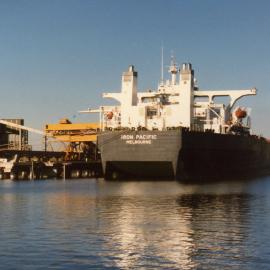 Kooragang Coal Loader, K4, "MV Iron Pacific", loading, 1 August 1986
