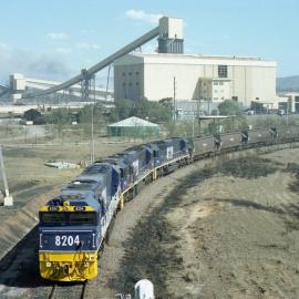 8204 and two classmates wait at the bin at Bulga during a bushfire, December 2002