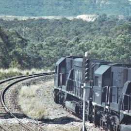 9012, 9016 and 9034 wait for the bin to refill at Drayton before loading resumes. August 2013