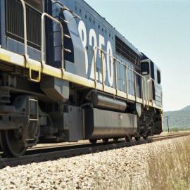 8250 at Kerrabee, NSW, October 1997