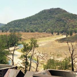 Looking along the river at Kerrabee, NSW, March 2002